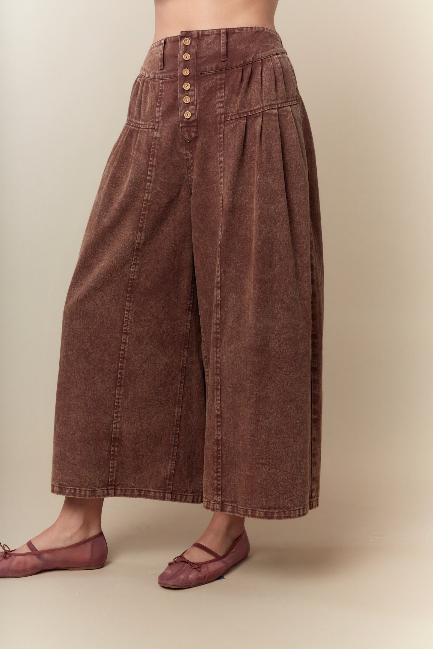 Twill Front Pleated Wide Leg Pants