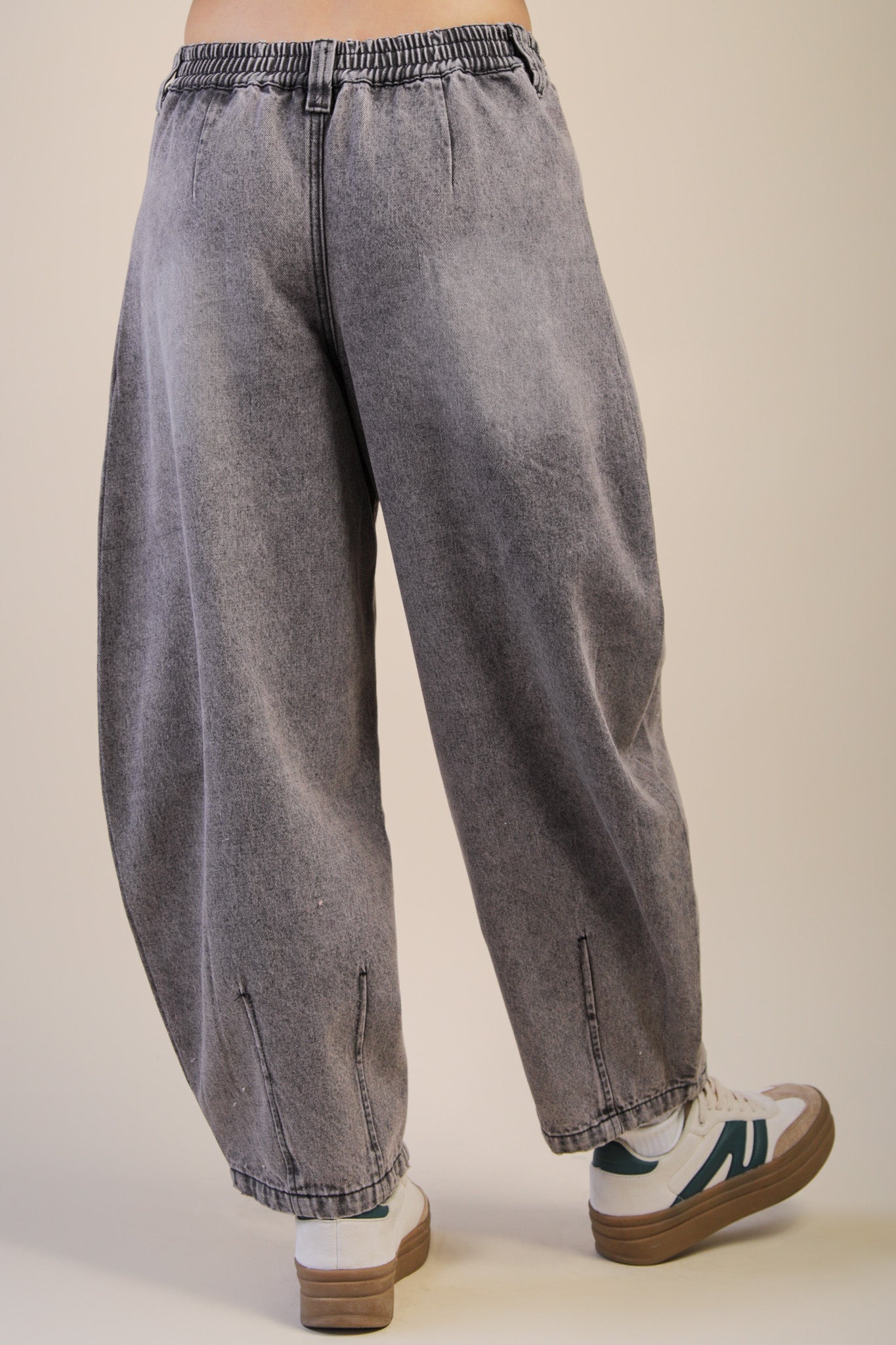 VERY JEAN Washed Denim Barrel Leg Pants Grey