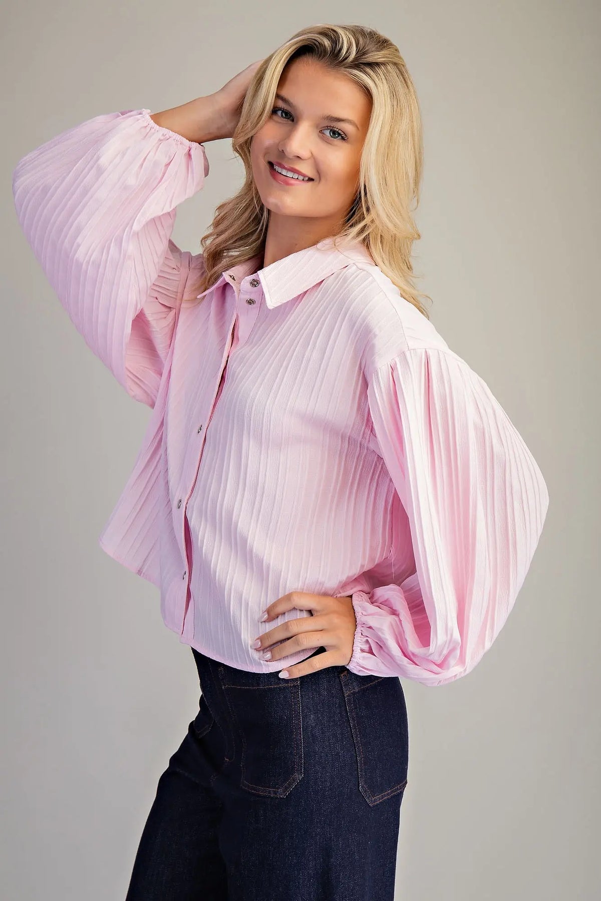 BUBBLE SLEEVE BUTTON DOWN BLOUSE TOP