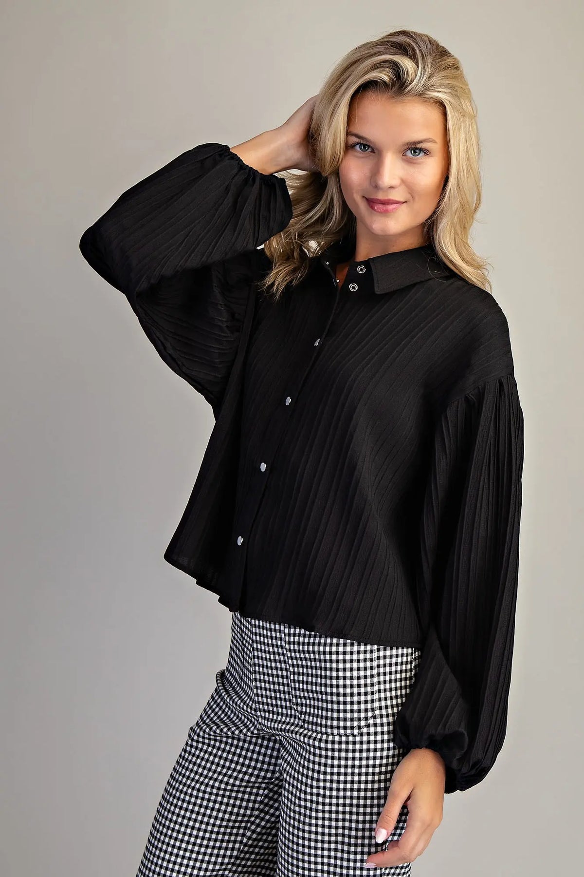 BUBBLE SLEEVE BUTTON DOWN BLOUSE TOP