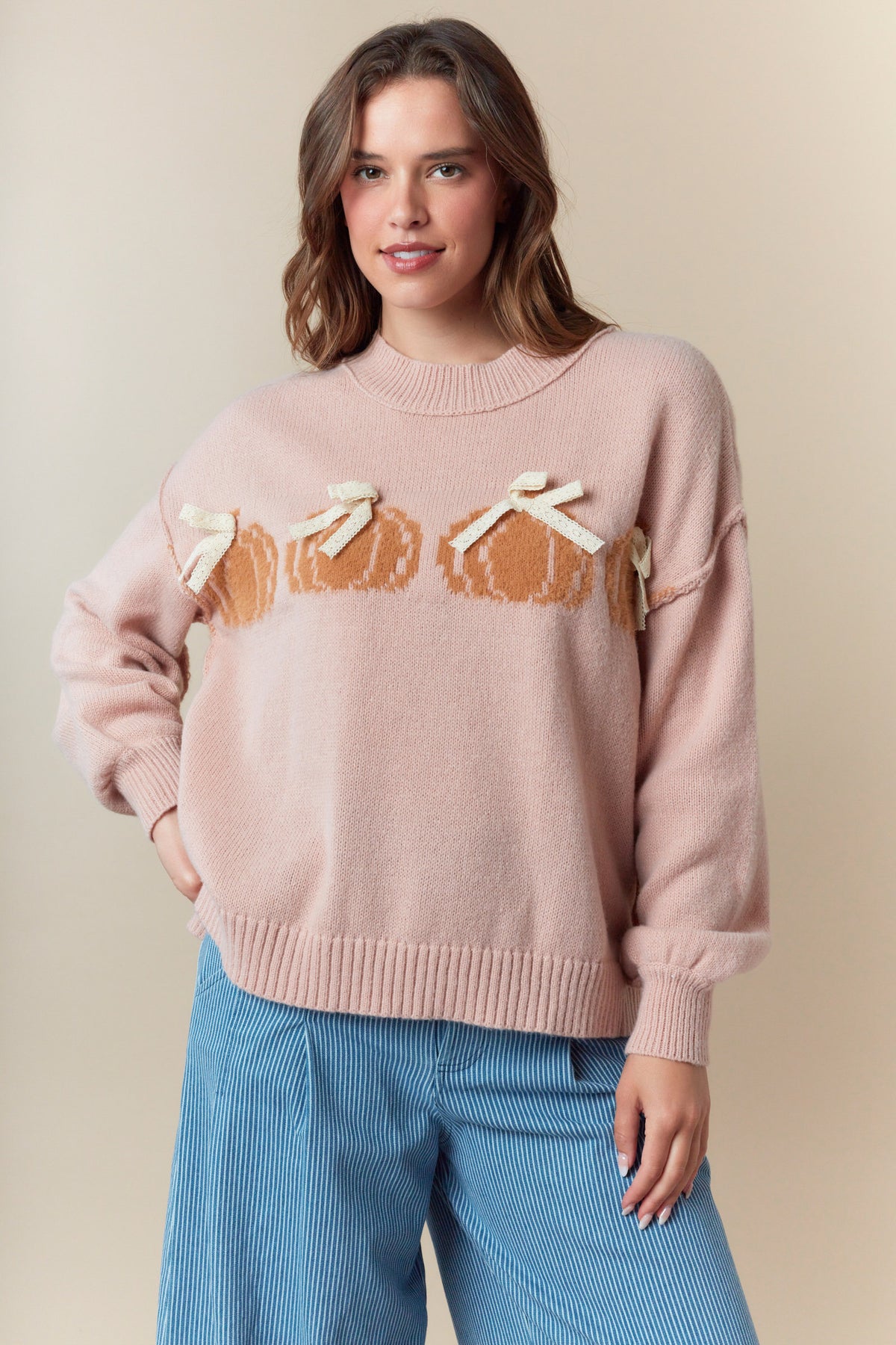 Pumpkin with Lace Bow on Top Detailed Sweater