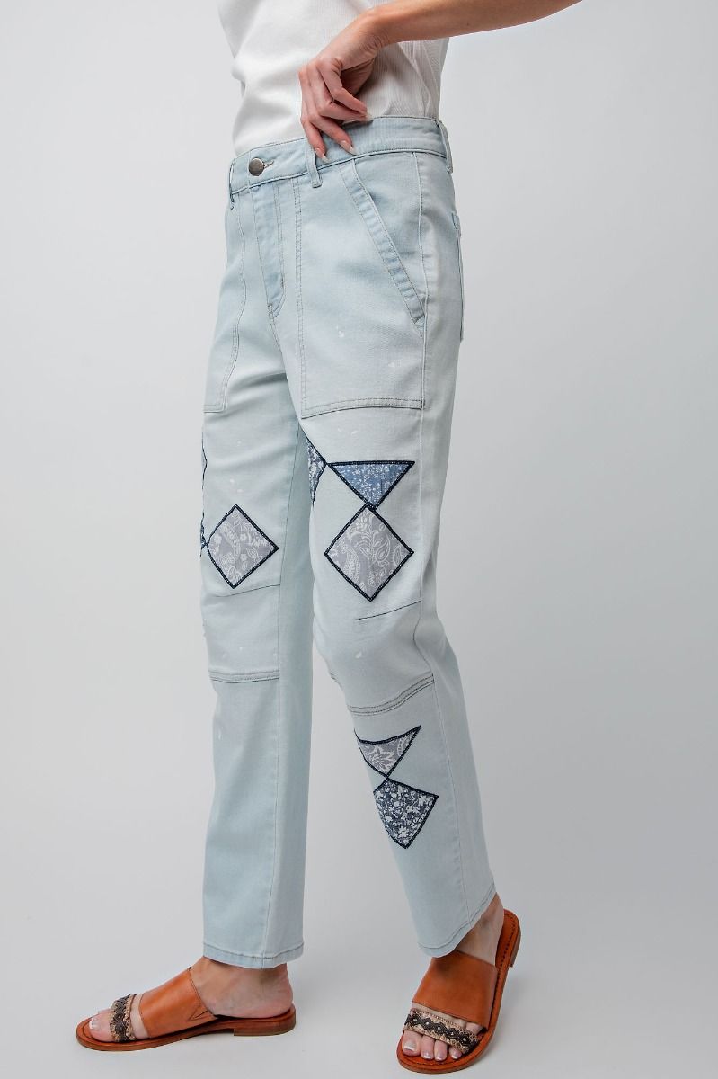 PATCH WORK STRAIGHT LEGS WASHED DENIM PANTS