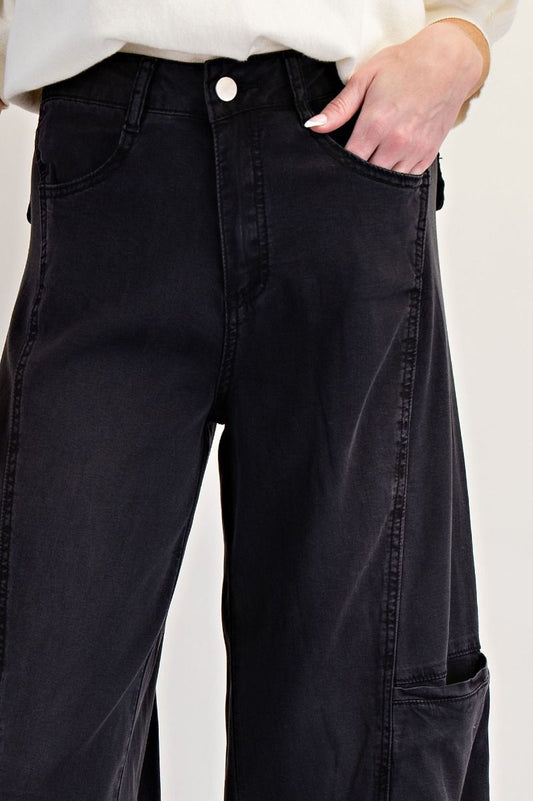 BLACK WASHED DENIM STRAIGHT PANTS
