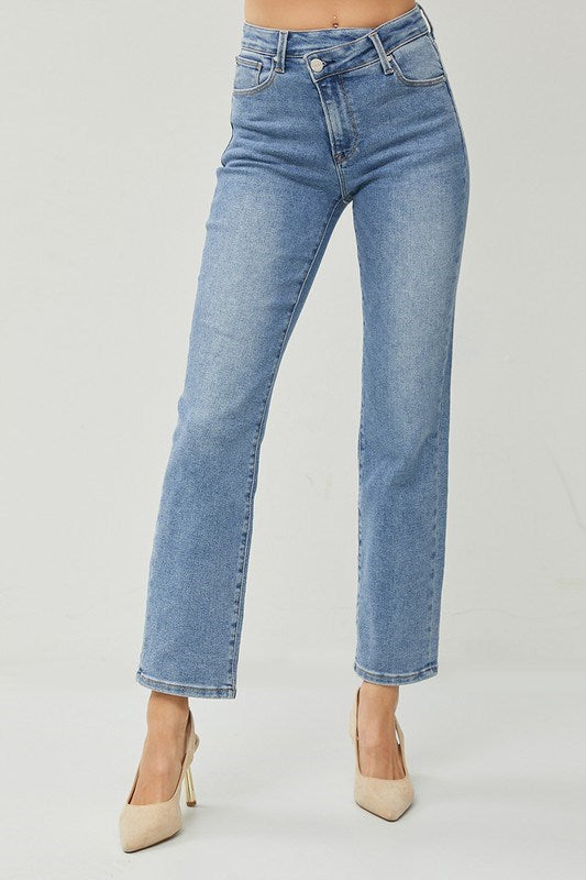 Risen High Rise Crossover Straight Jean