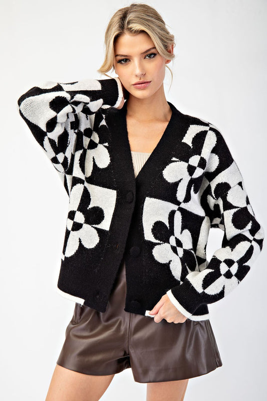 PATTERN BUTTON DOWN CARDIGAN