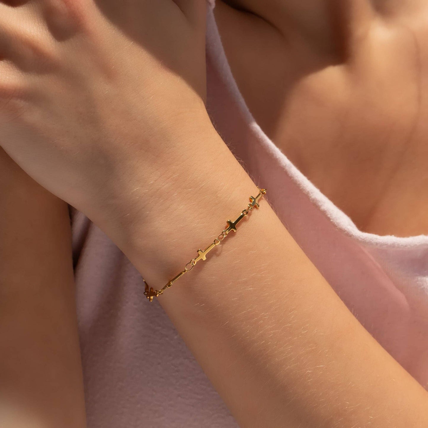 18K Gold PVD Stainless Steel Cross Chain Bracelet