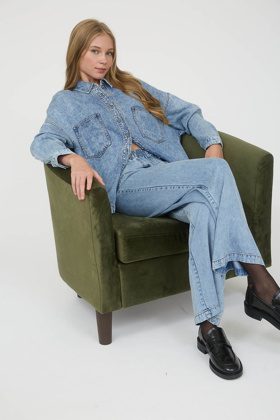 WASHED CHAMBRAY ELASTIC WAIST WIDE LEG PANTS