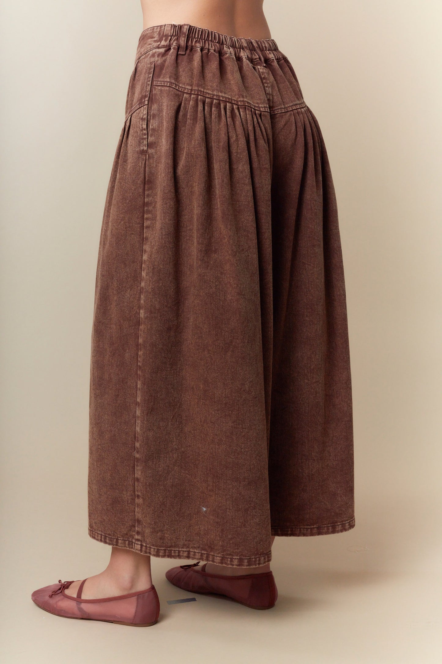 Twill Front Pleated Wide Leg Pants