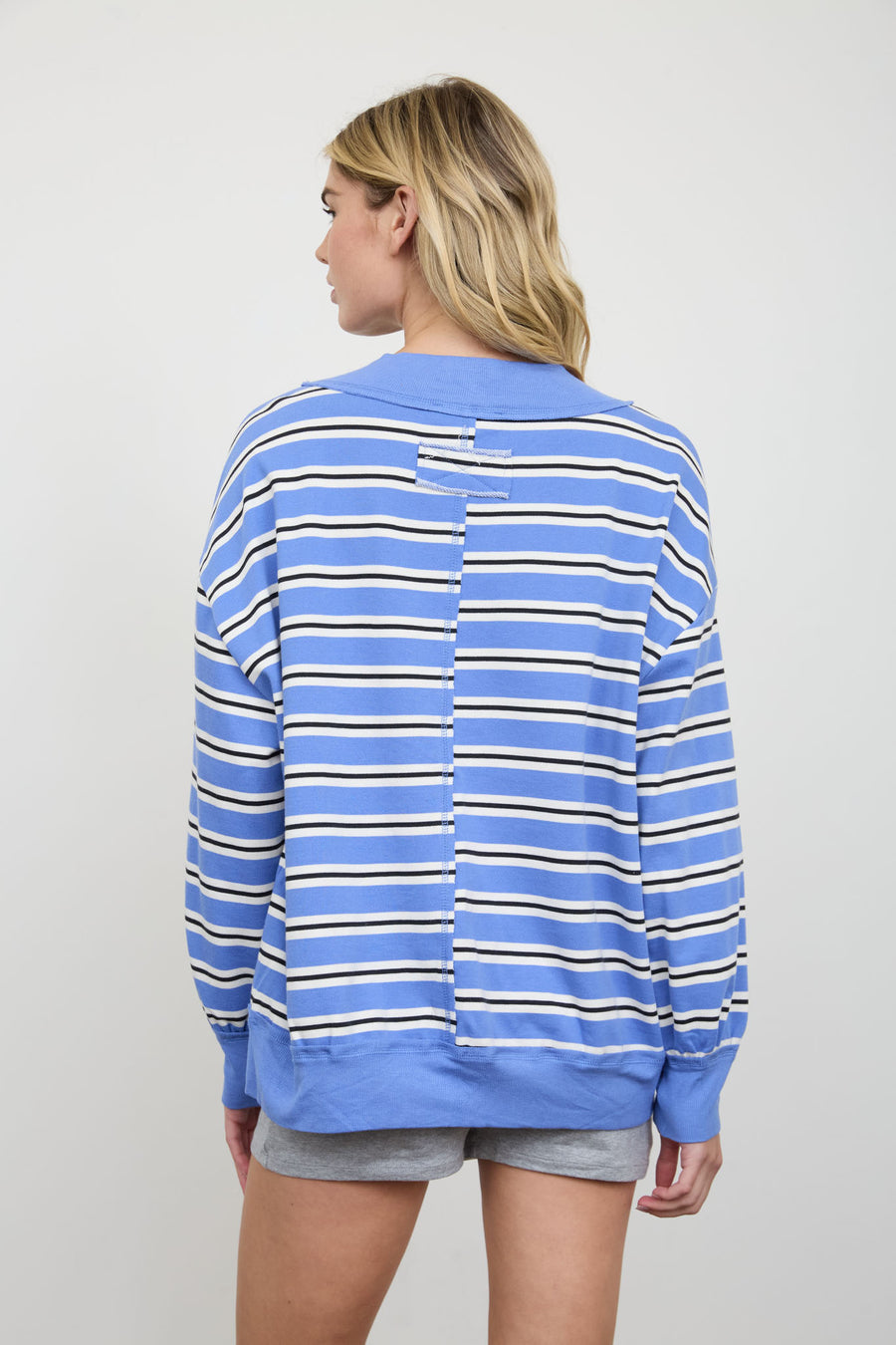 BLUE CONTRAST WIDE NECK LONG SLEEVE STRIPE KNIT TOP
