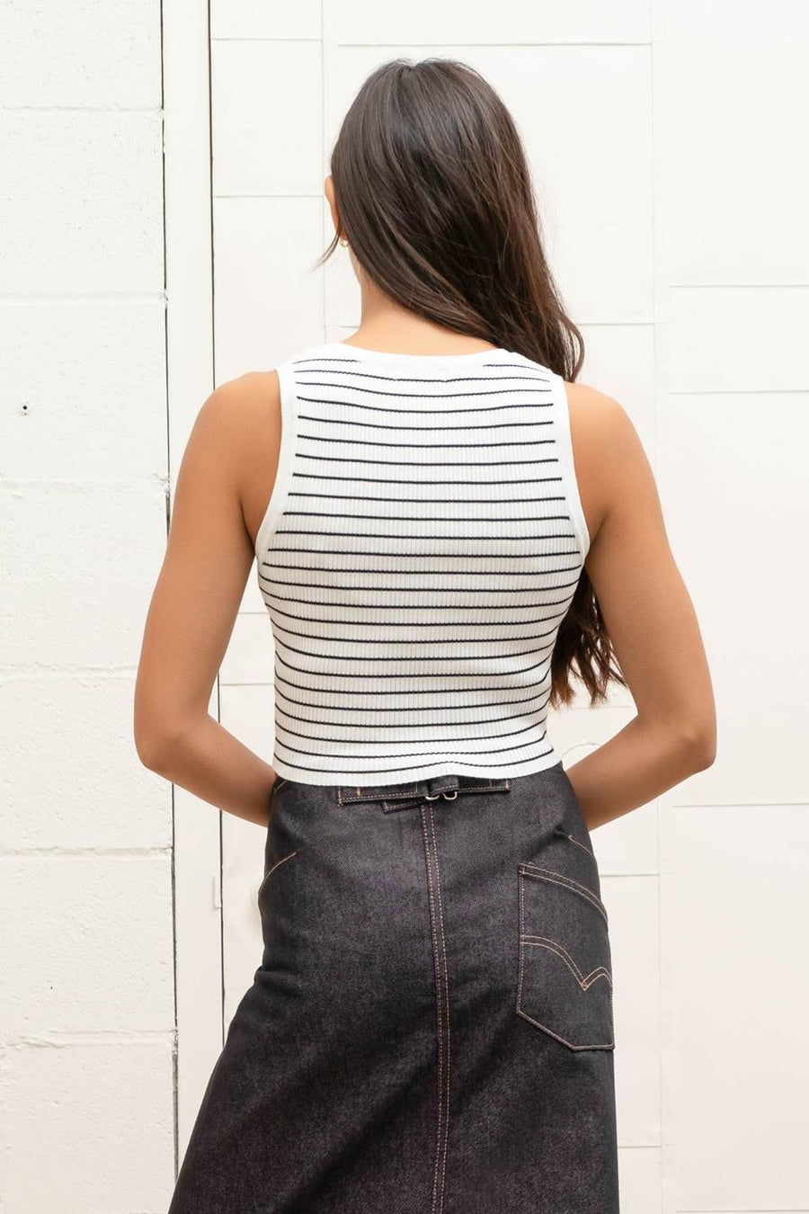 STRIPE SLEEVELESS HENLEY KNIT CROP TOP