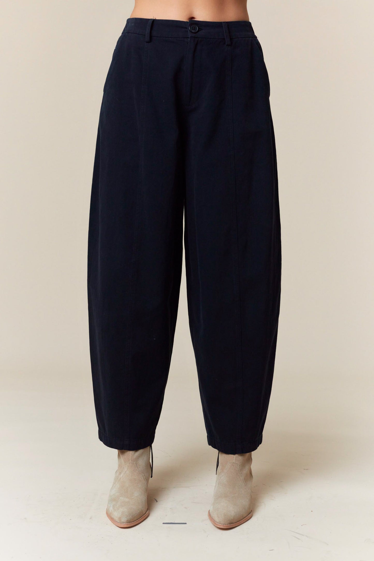 Washed Twill Barrel Trousers Black
