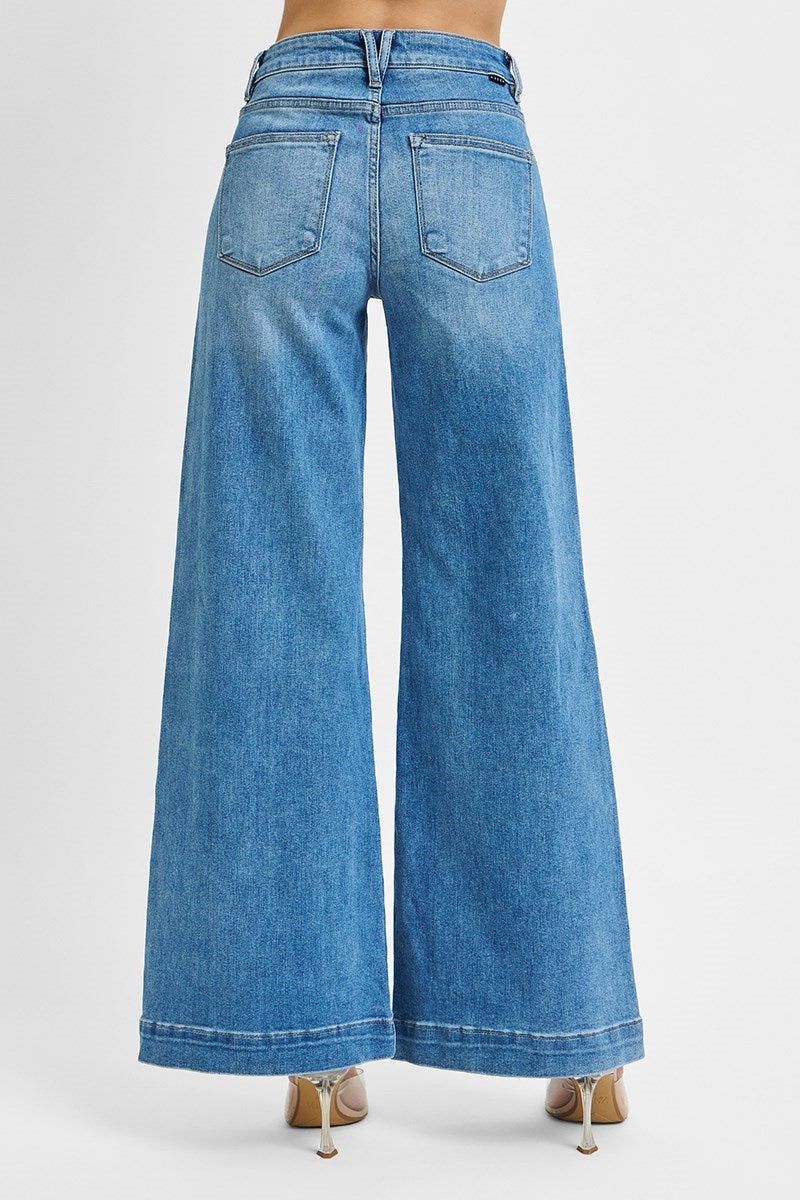 MID RISE WIDE FRONT PATCH POCKET JEANS