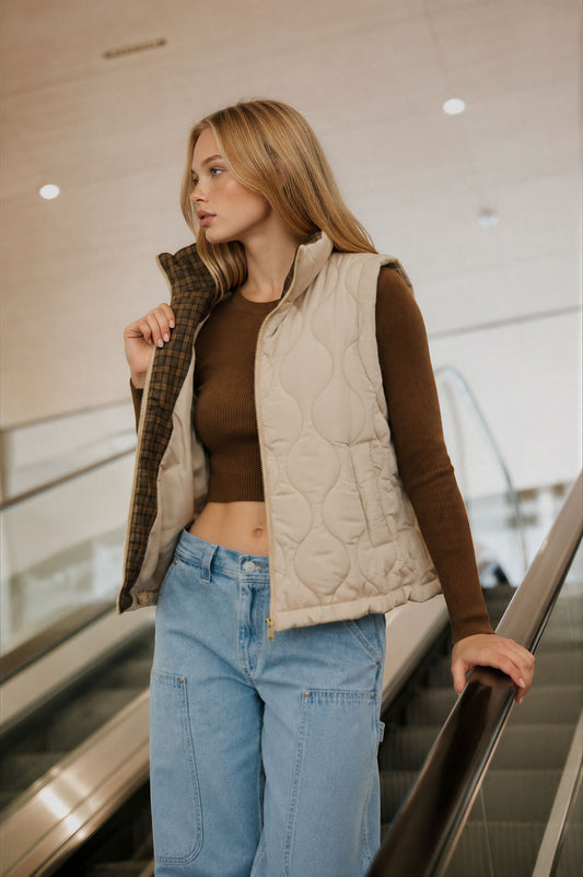 KHAKI PLAID COLLAR QUILTED ZIP-UP VEST