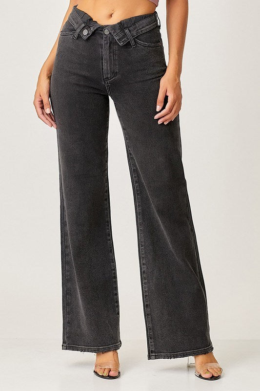 MID RISE FLAP SLIM WIDE LEG JEANS